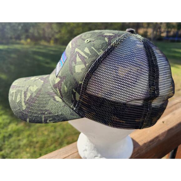 Patagonia Camo Trucker Hat Green SnapBack Men’s Cap Mesh - Picture 2 of 7